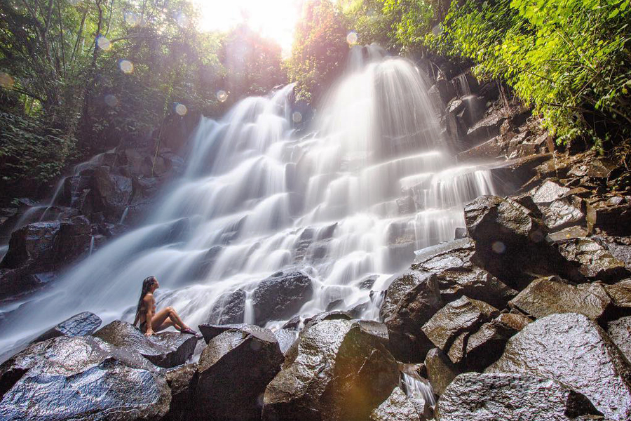 Kanto Lampo Waterfall